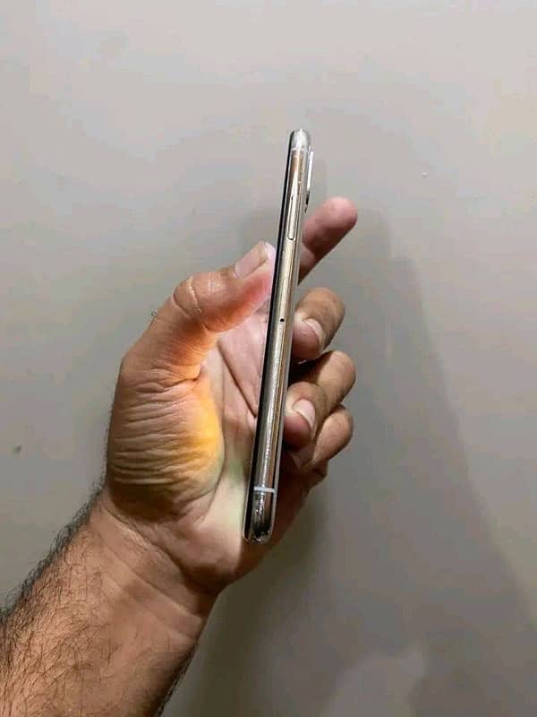 IPhone X Condition 10/10 Non pta WhatsApp 03029110544 1