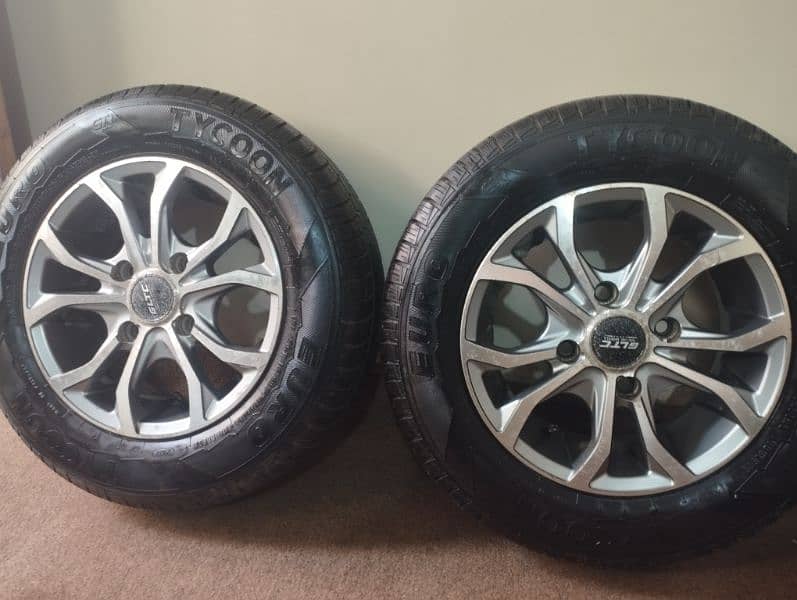 13 Inch Imported Alloy Rims with Brand New Tycoon Tyres 175/70/13 1