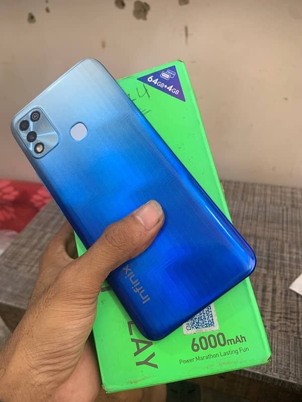 infinix hot 11play 4/64gb 6000mh battery with box all ok 0