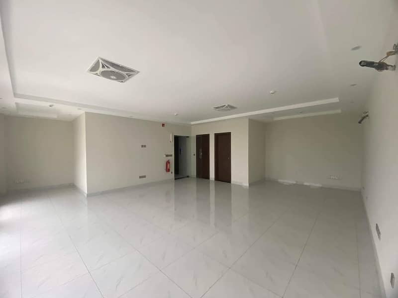 5 Marla Commercial floor for Rent hot location bahria 0