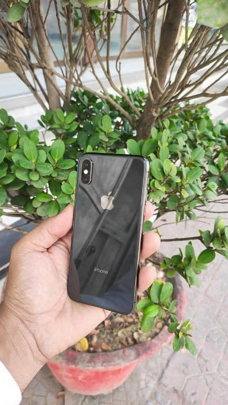 iphone xs 256gb esim working from 8 months || 12345 0