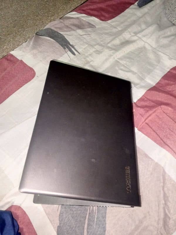 laptop for sell in cheapest price 3