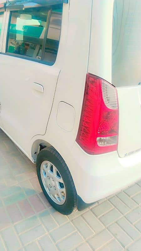 Suzuki Wagon R 2022 11