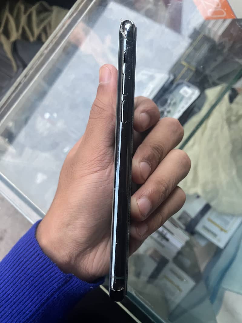 iPhone 11 pro non pta scom and ufone working 1