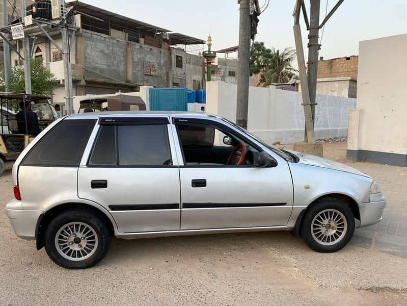 Suzuki Cultus VXL 2005 3