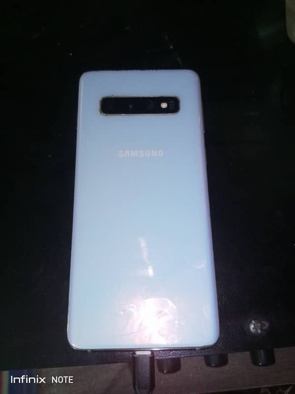 Samsung Galaxy s10 simple 0