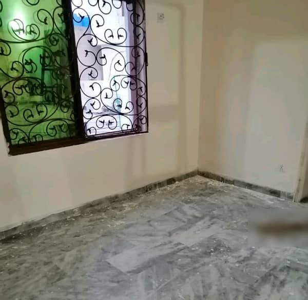 A Great Choice For A 10 Marla Upper Portion Available In Model Town - Block M 11