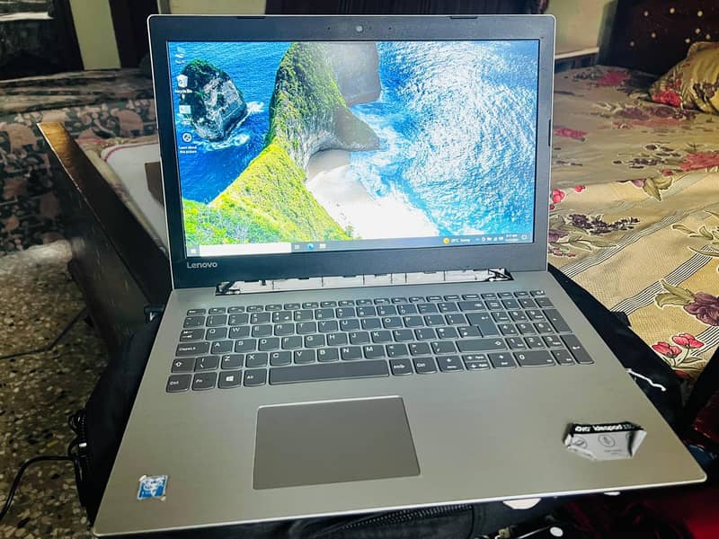 Lenovo IdeaPad 330 celeron, no fault 0