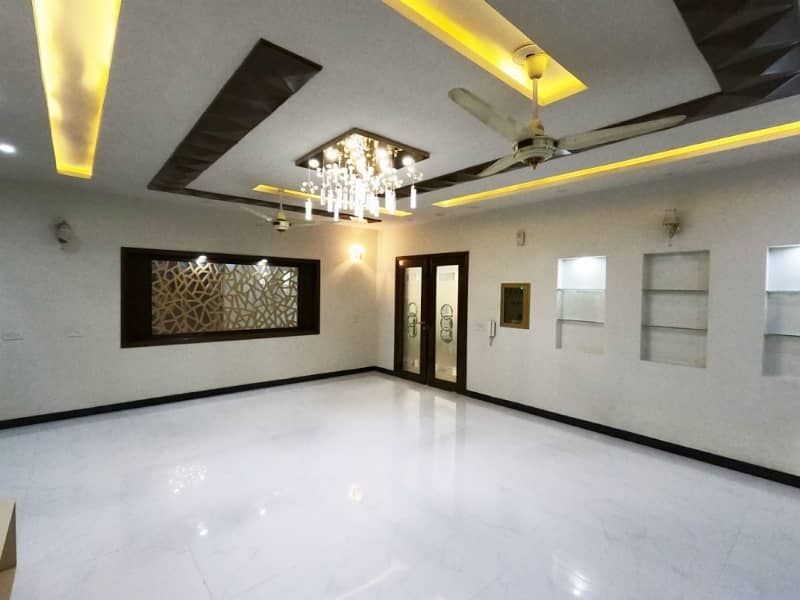 Buy A Centrally Located Prime Location 1 Kanal House In Wapda Town Phase 1 - Block E1 14