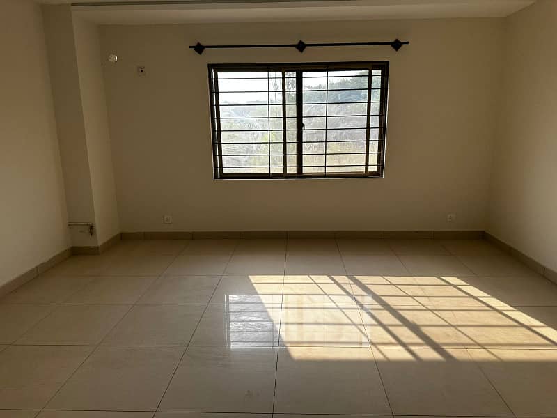 Askari Heights 4 Flat For Sale 3