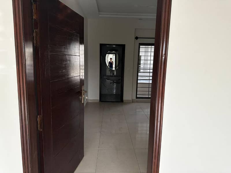 Askari Heights 4 Flat For Sale 19