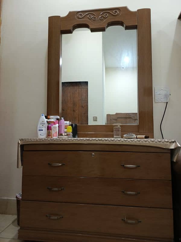 Dressing Table 2