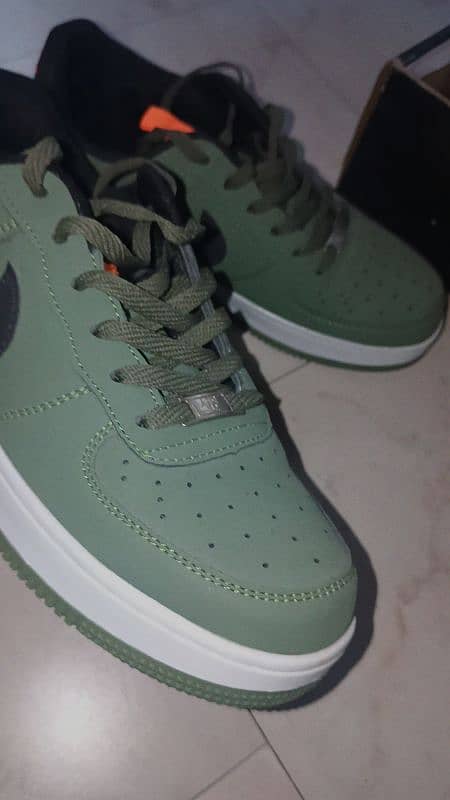 Air Force 1 in dark green 1