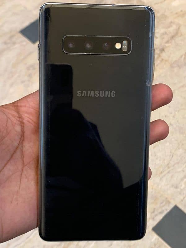 Samsung galaxy s10plus 1