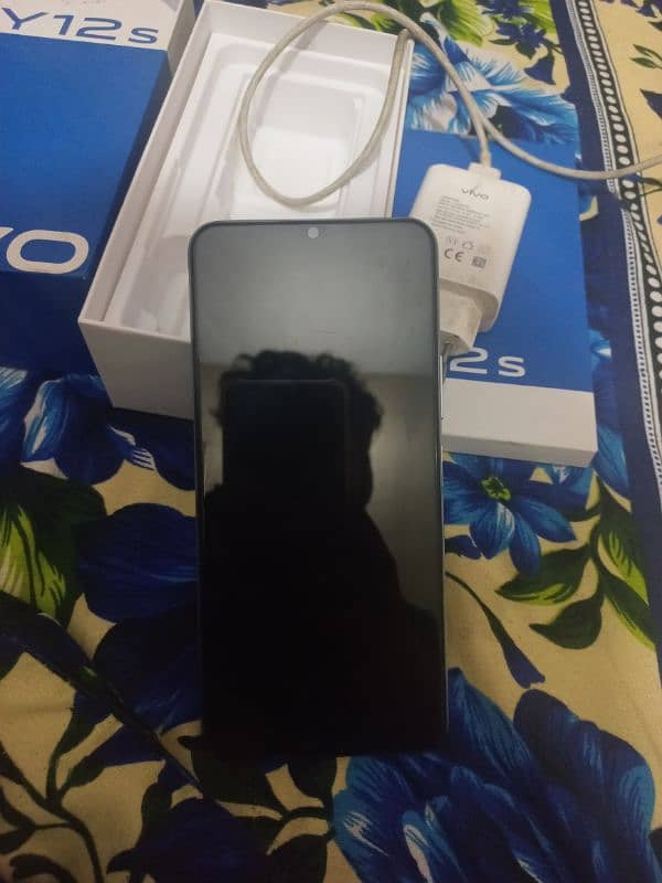 vivo y12s complete saman good condition 100% seld 03121190216 1