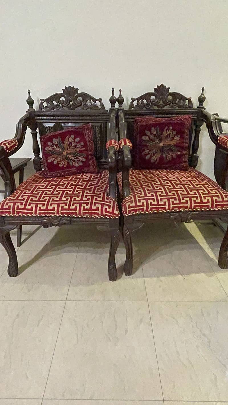 5 Seater Sofa Set/4 seater sofa set/sofa chairs/bedroom chairs/coffee 3