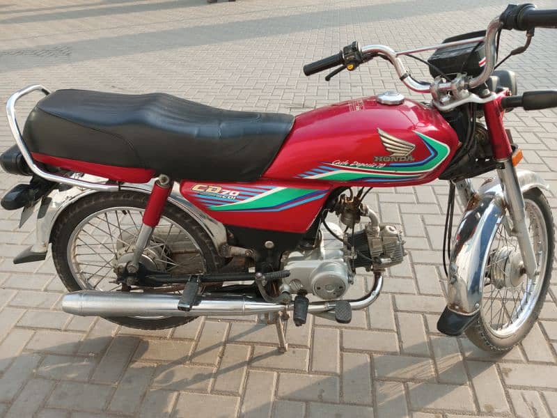 HONDA CD70  GOOD CONDITION 1