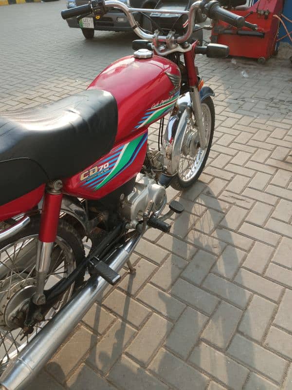 HONDA CD70  GOOD CONDITION 3