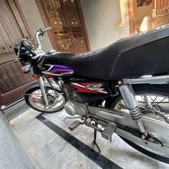 Honda 125 Almost new Urgent for sale