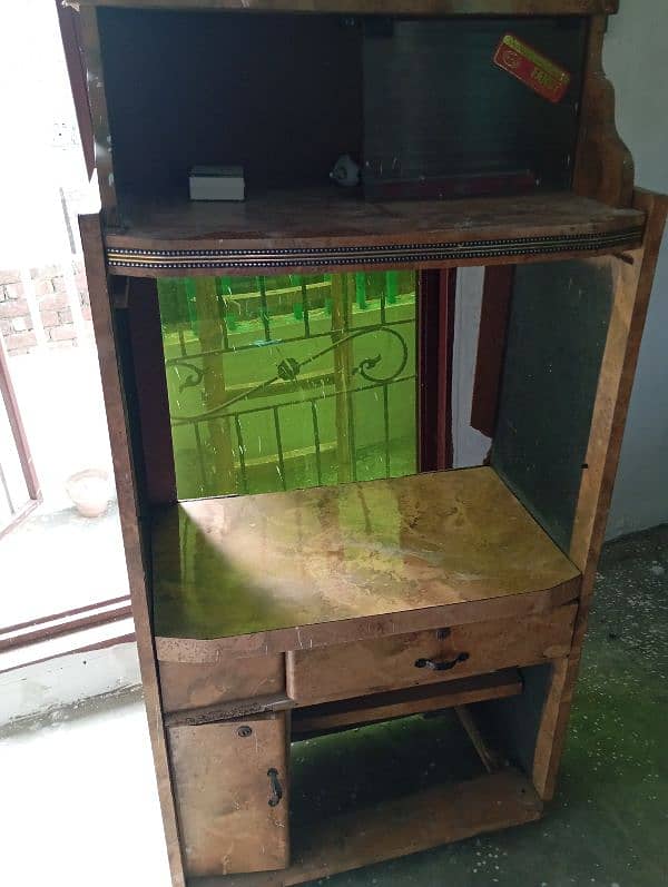 TV trolley for sale. 1