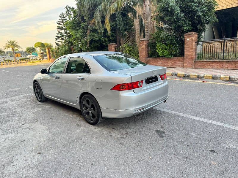 Honda Accord 2003 2006 import 12