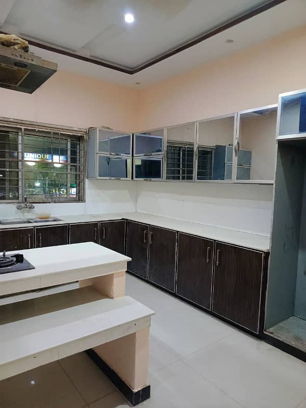 1 KINAL UPPER PORTION AVAILABLE FOR RENT IN VALANCIA HOUSING SOCIETY BLOCK K 4