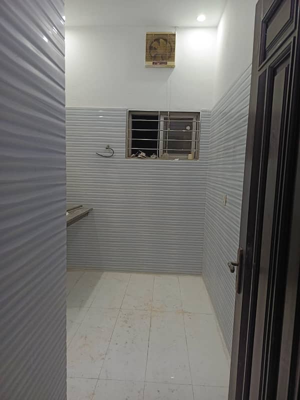 1 KINAL UPPER PORTION AVAILABLE FOR RENT IN VALANCIA HOUSING SOCIETY BLOCK K 10