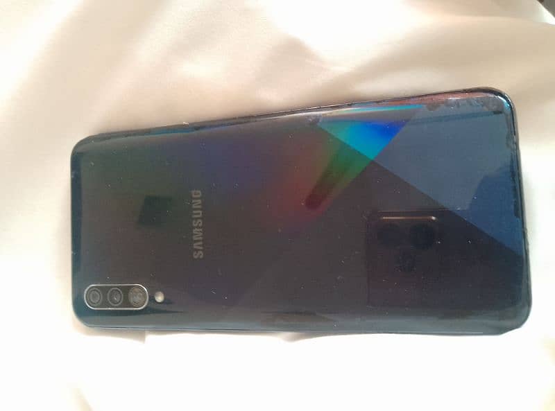 Samsung A30s 5