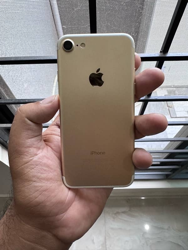 IPHONE 7 / 128GB 1