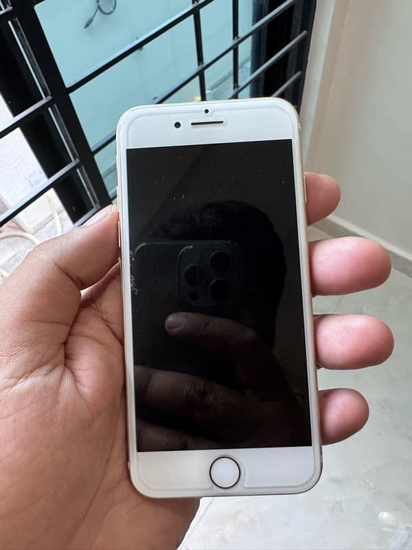 IPHONE 7 / 128GB 8