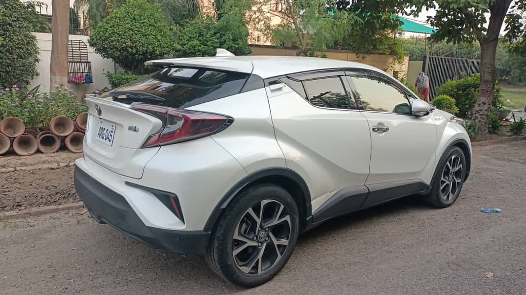 Toyota C-HR 2018 Model Total Genuine For Sale 1