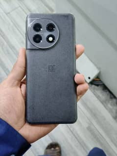 OnePlus 11 5g urgent sale