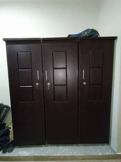 Designer Almari Cupboard Triple Almirah set 6ft just like new