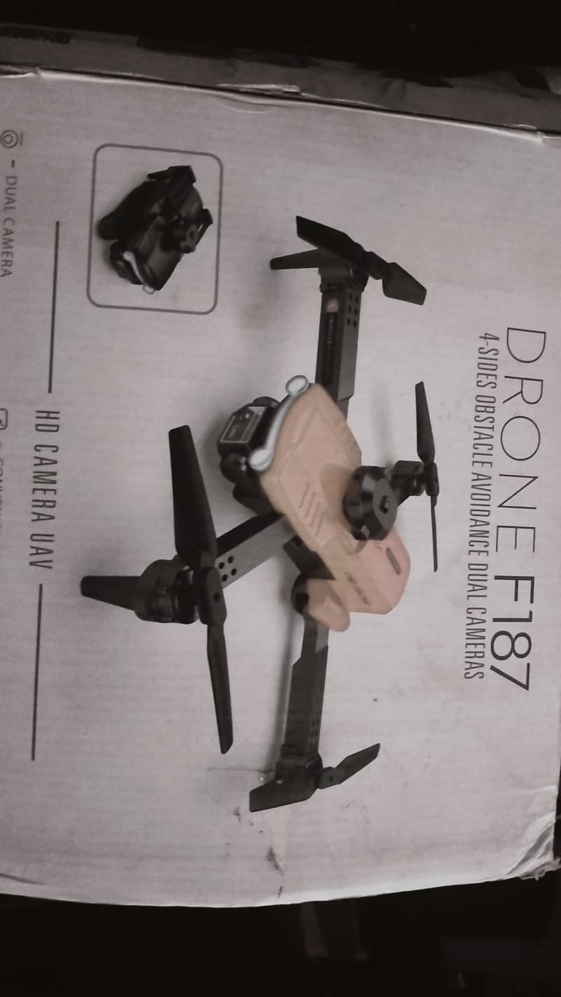 Drone F 187 4