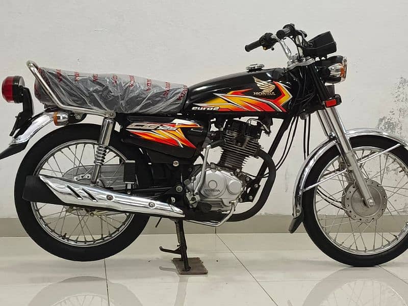 Honda CG 125 2021 Model 3