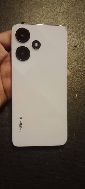 Infinx hot30i 6 128 GB 0