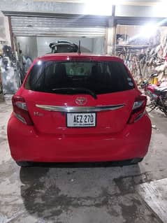 Toyota Vitz 2015