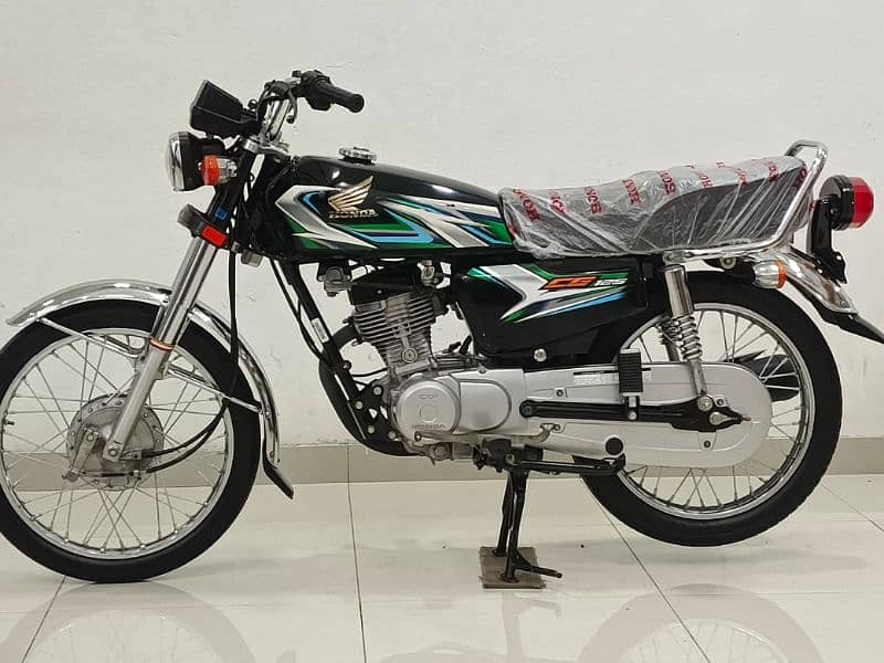 Honda CG 125 2023 Model 2