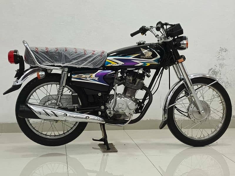 Honda CG 125 2020 Model 5