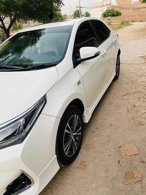 Toyota Corolla Altis 1.6 Special Edition 2022 9