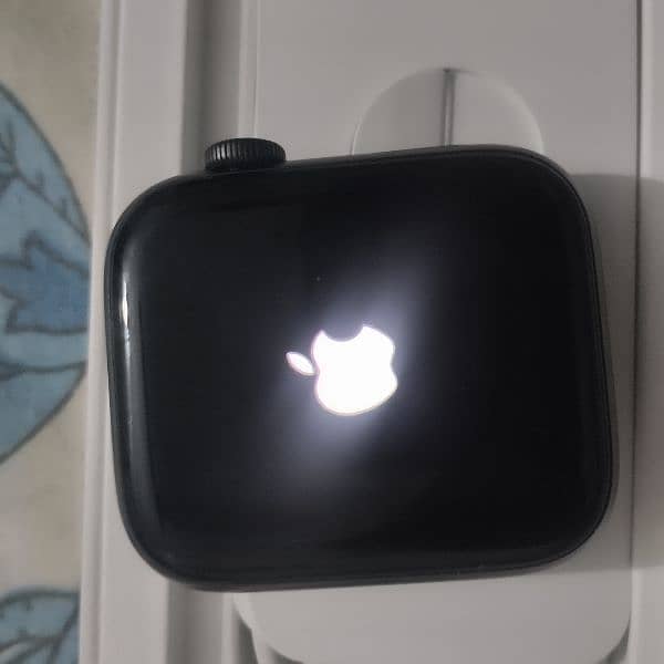 apple watch se 44mm 2