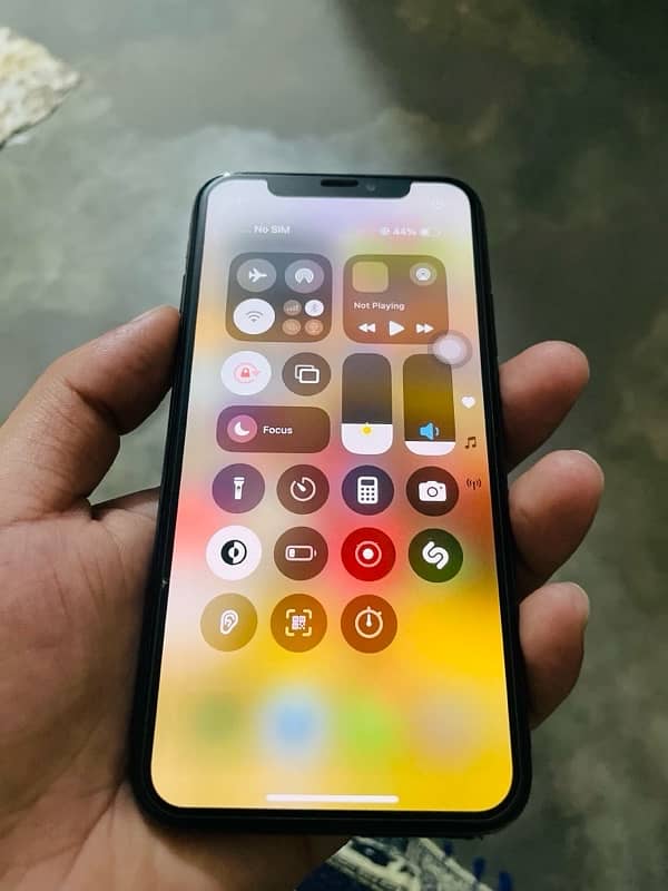 IPhone Xs (64gb) PTA APPROVED 6