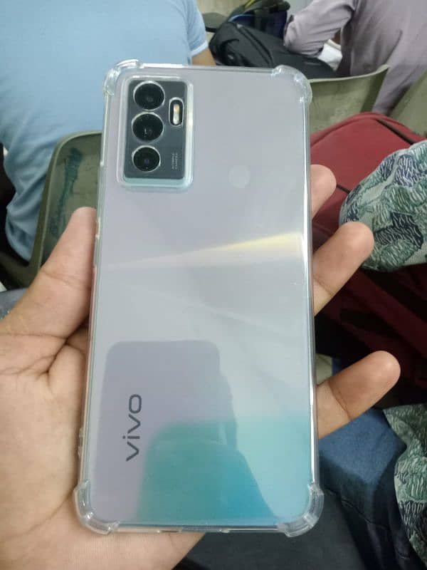 8/128 Vivo v23e urgent sale 3