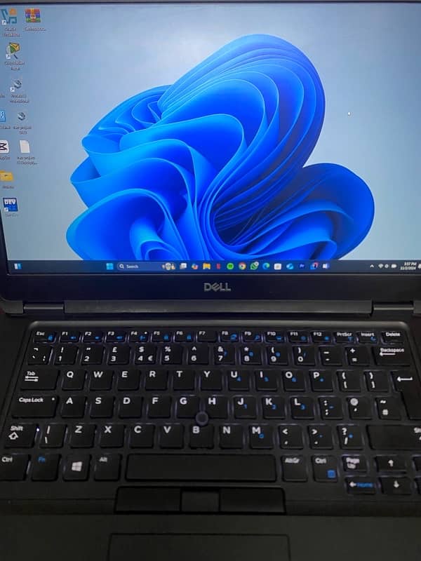 Dell Latitude 5490 Core i7 ,8th gen,8/512 ssd 6