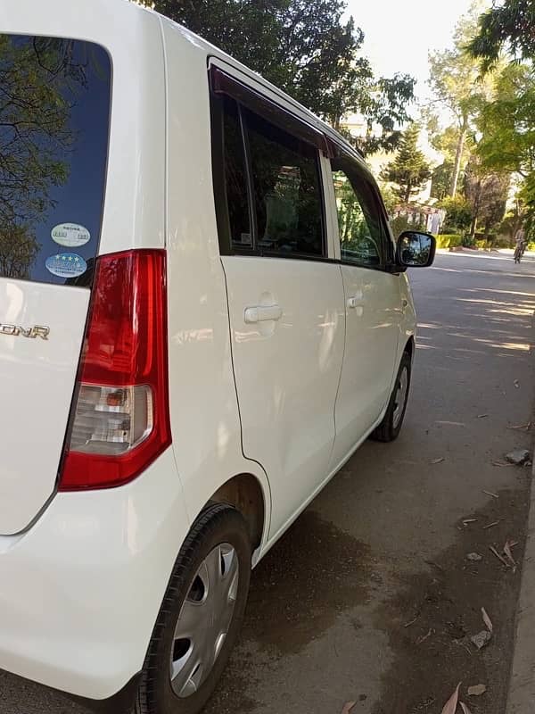 Suzuki Wagon R 2010 japani first owner 11