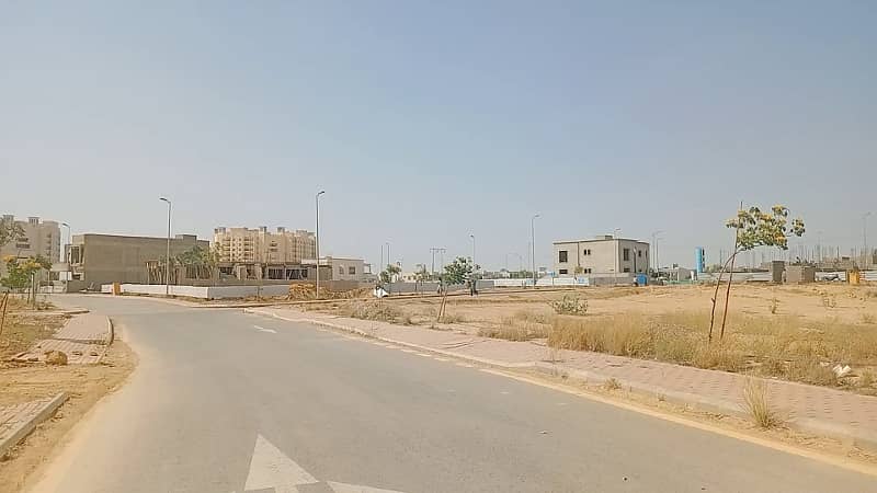 272sq yd plot in Precicnt-8 FOR SALE. Most developing precicnt of BTK near Bahria Heights and Grand Mosque 8