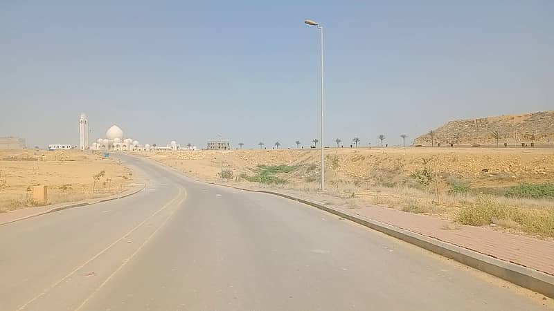 272sq yd plot in Precicnt-8 FOR SALE. Most developing precicnt of BTK near Bahria Heights and Grand Mosque 14