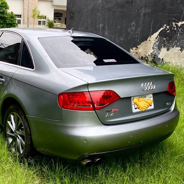 Audi A4 2011 3