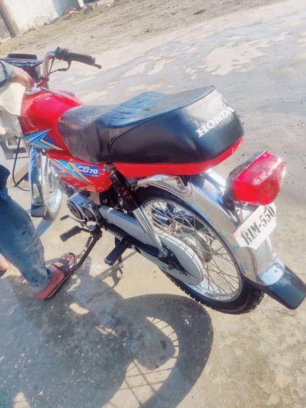 Honda CD 70 2019 13