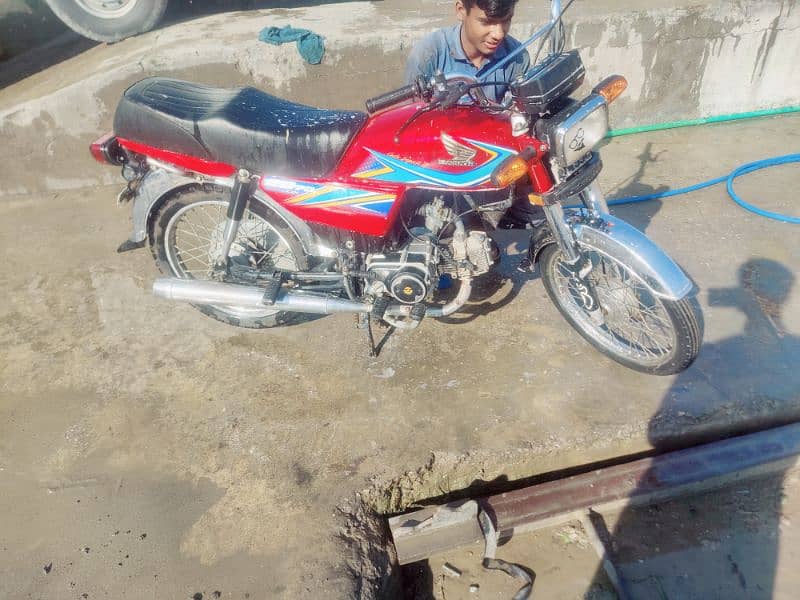 Honda CD 70 2019 15